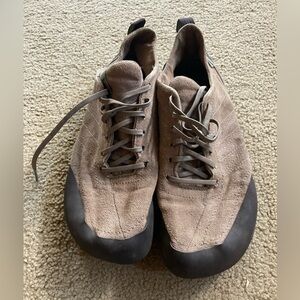 Altra approach shoes